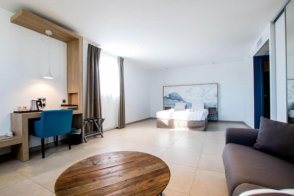Hotel Du Cros D'Auzon Saint-Maurice-dʼArdèche 외부 사진